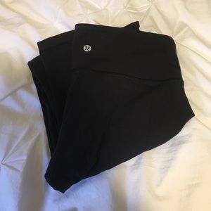 Black full-length lululemon leggings